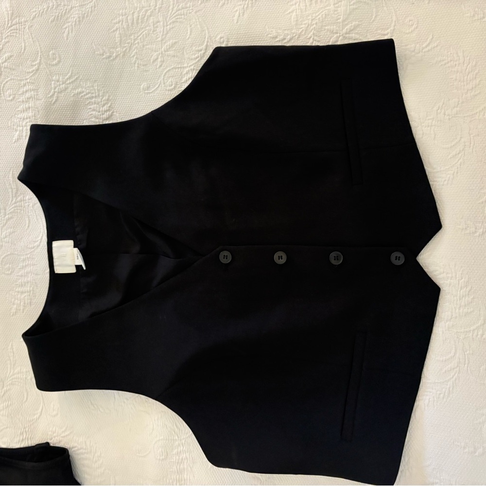 H&M Classic Black Vest
